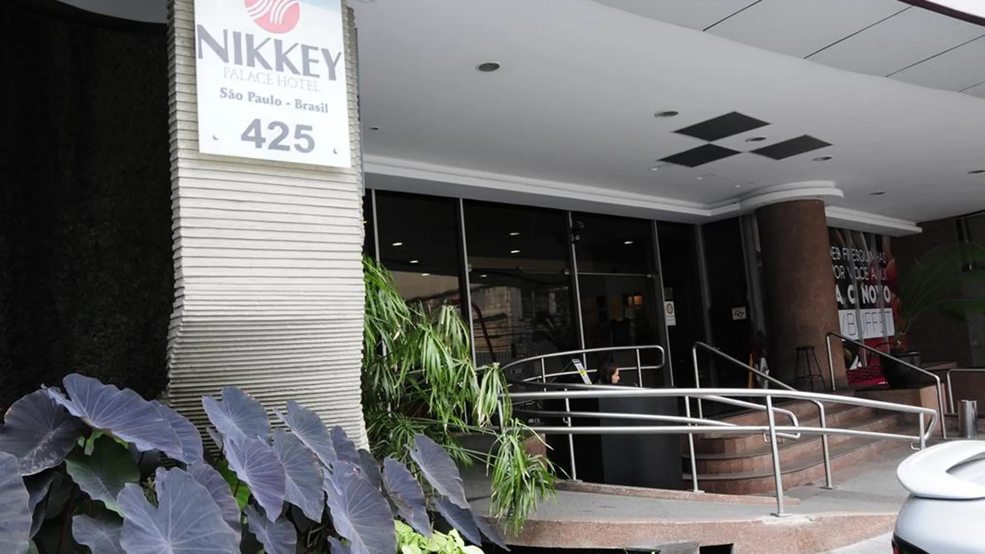 Nikkey Palace Hotel contacts